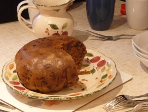 SiliconeMoulds.com Blog: Scottish Clootie Dumpling siliconemoulds.blogspot.com (Stupid Me! I should have taken a picture with my phone - borrowed this one from the internet.)