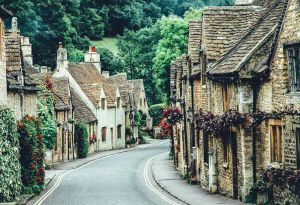 17 Of The Most Beautiful Villages To Visit In Britain! - Hand ... handluggageonly.co.uk