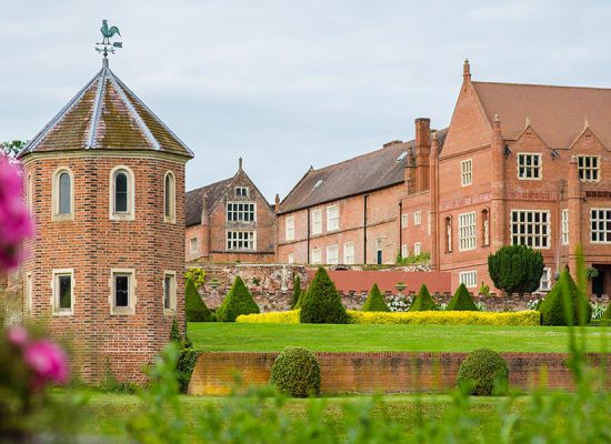 hero-Tom-Steph-465-DK-Wedding-Photography-550x400